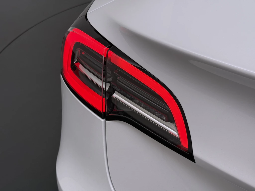 Tesla Model 3 – foto 32