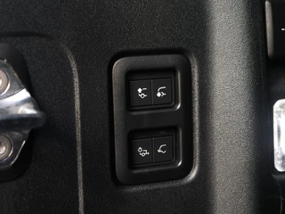 Land Rover Defender – thumbnail 29