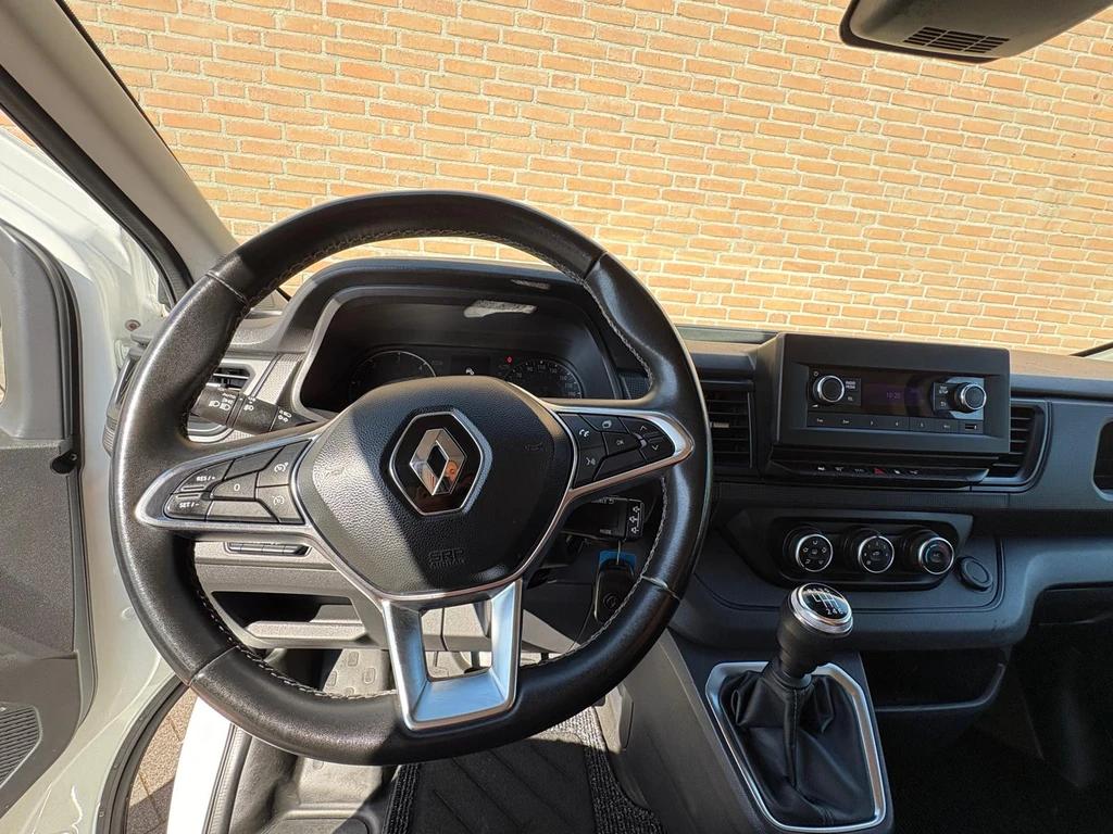 Renault Trafic – foto 14