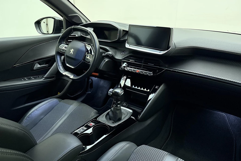 Peugeot 208 – foto 14
