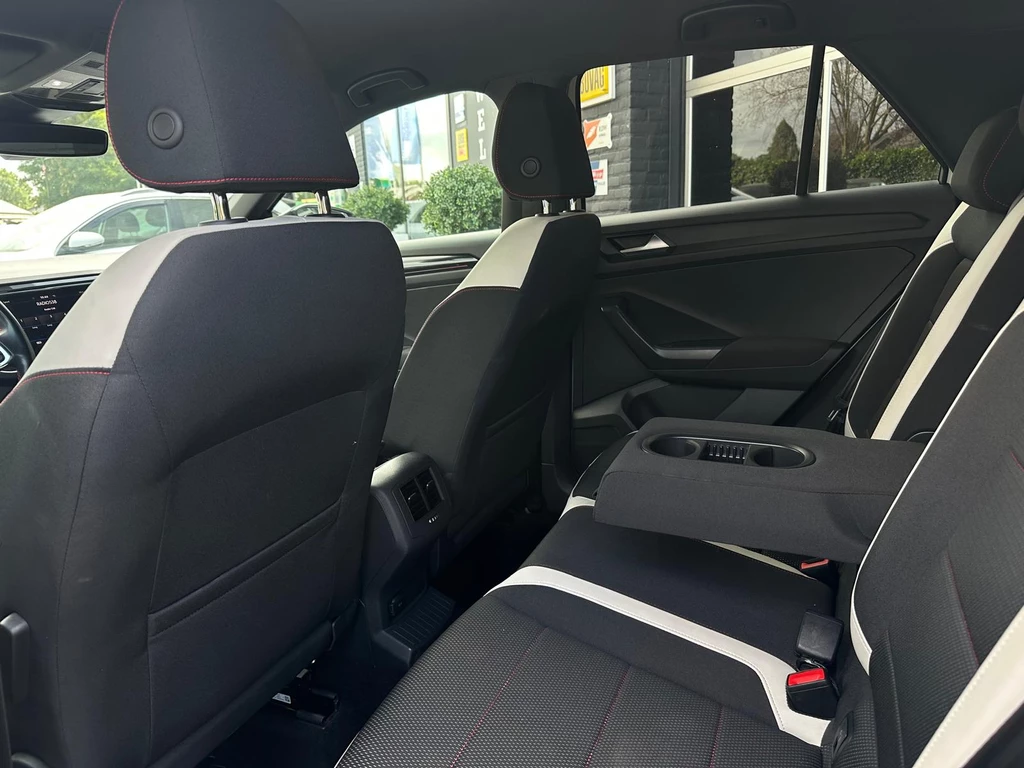 Volkswagen T-Roc – foto 24