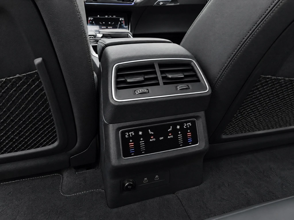 Audi Q8 e-tron – foto 14