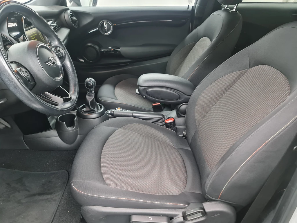 MINI 3-deurs – foto 3