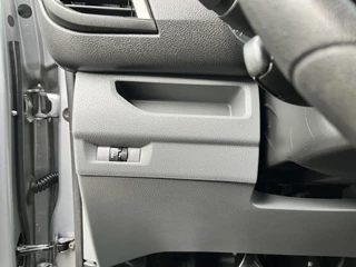 Peugeot Traveller – thumbnail 30