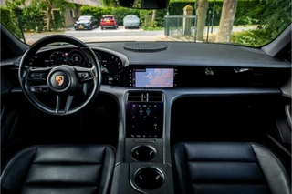 Porsche Taycan – thumbnail 13