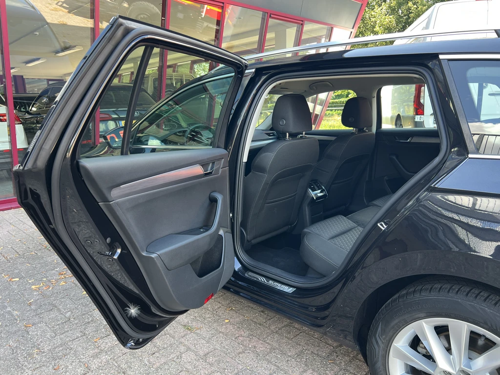 Škoda Superb – foto 17