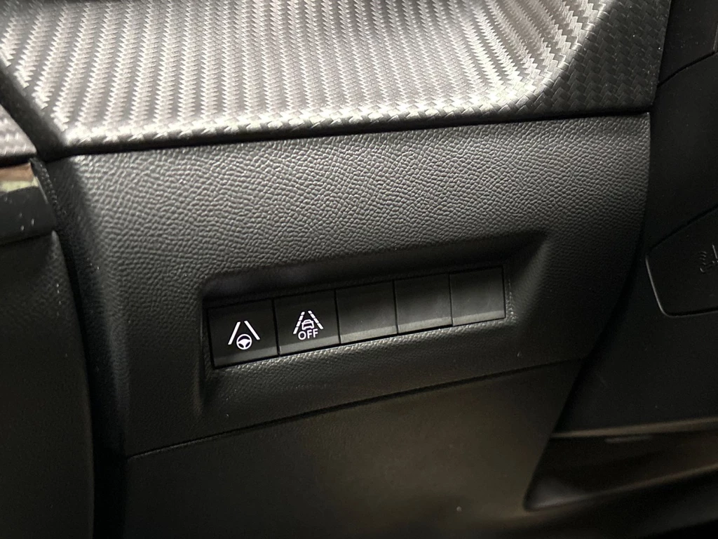 Peugeot 208 – foto 9