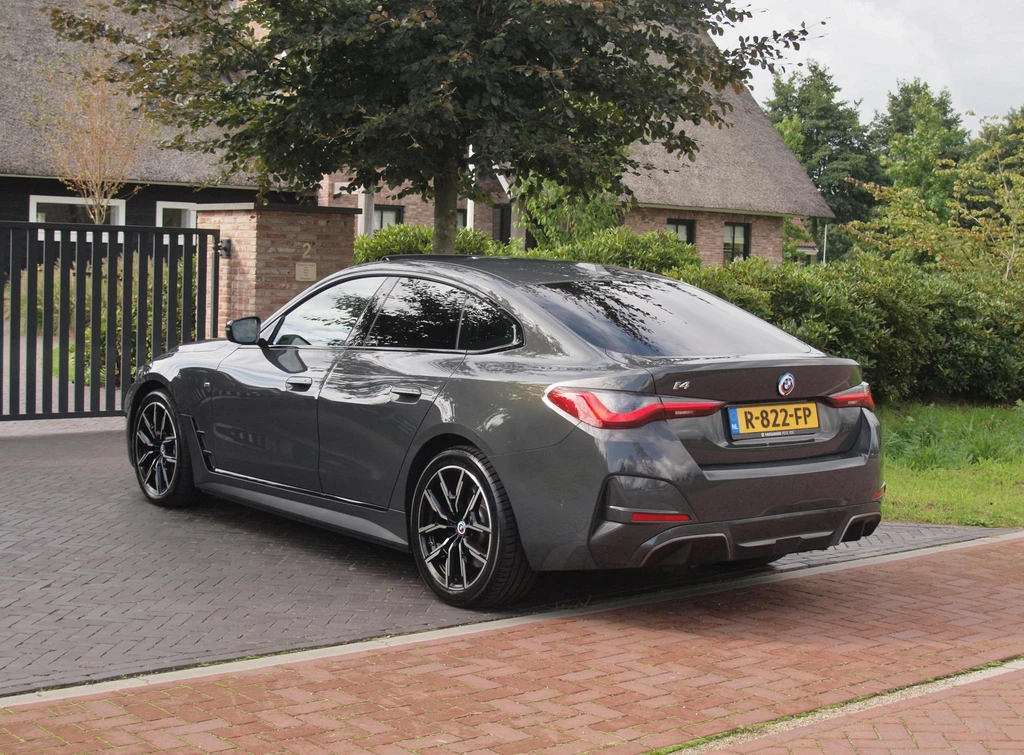 BMW i4 – foto 4