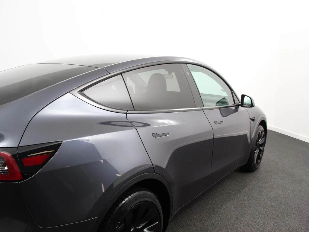 Tesla Model Y – foto 6