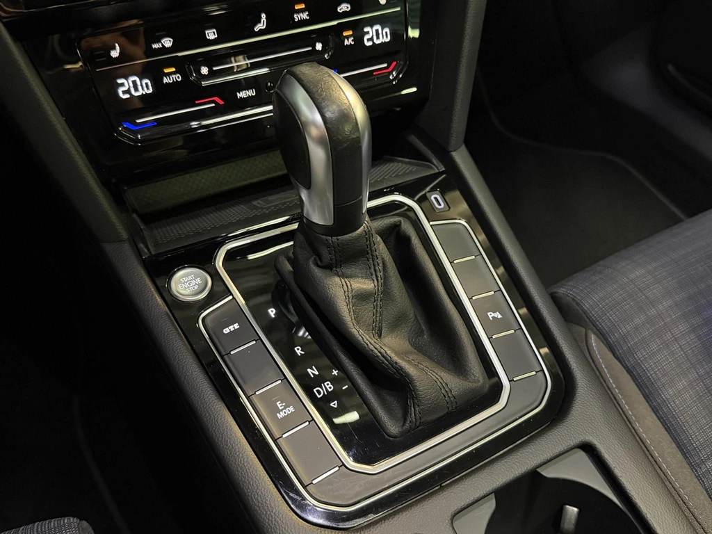 Volkswagen Passat – foto 25