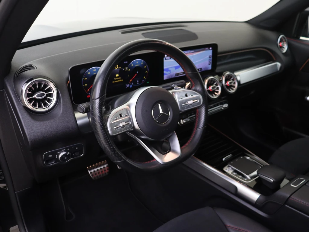 Mercedes-Benz GLB – foto 12