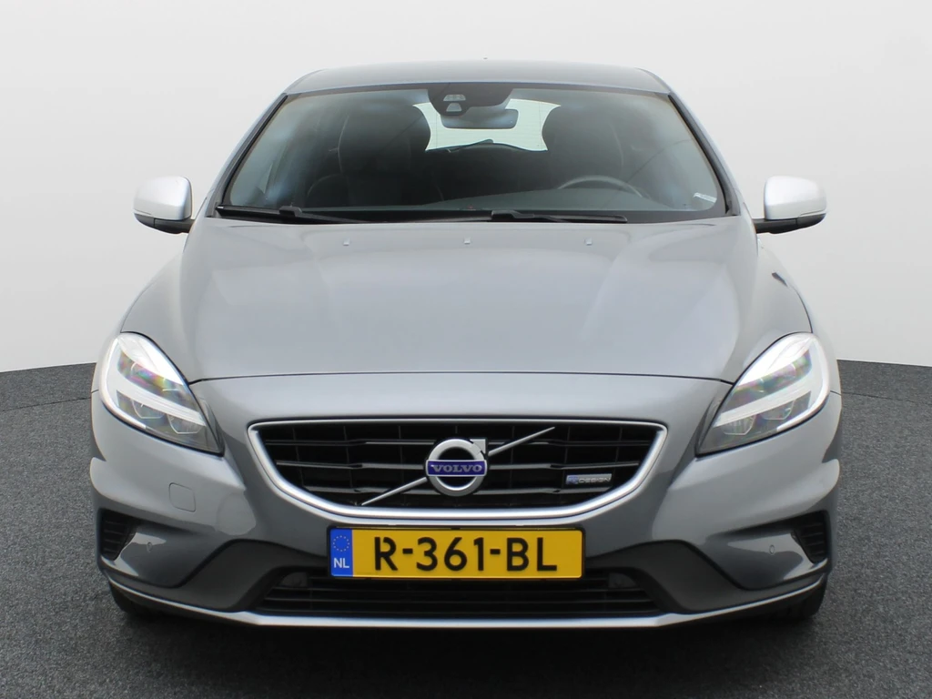 Volvo V40 – foto 14