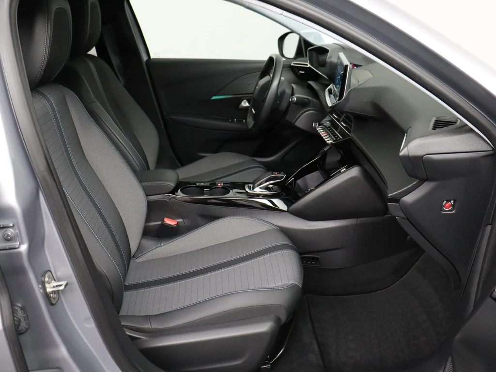 Peugeot e-208 – foto 30