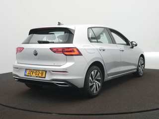 Volkswagen Golf – thumbnail 6
