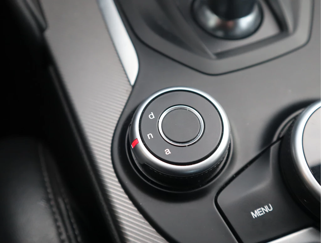 Alfa Romeo Giulia – foto 39