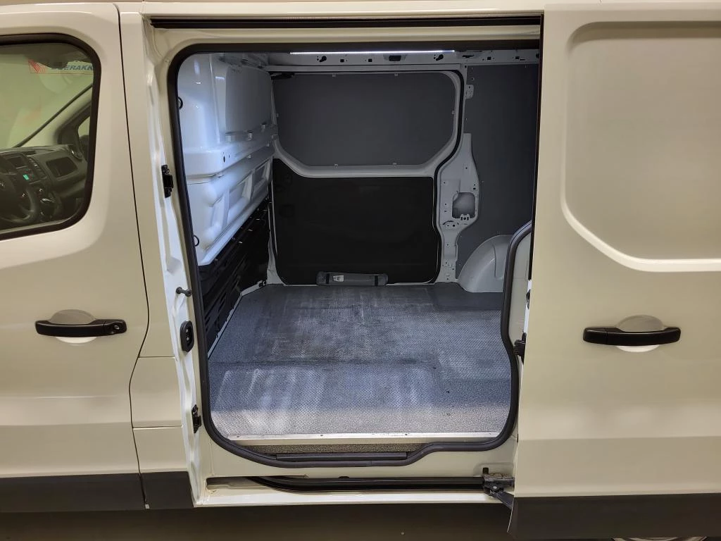 Renault Trafic – foto 8