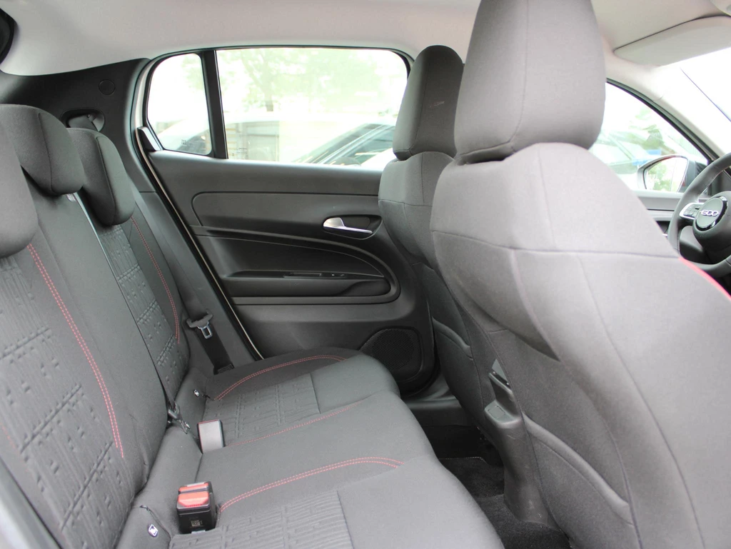 Fiat 600e – foto 10
