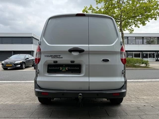 Ford Transit Courier – thumbnail 9