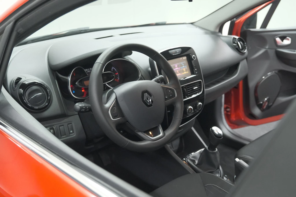 Renault Clio – foto 14
