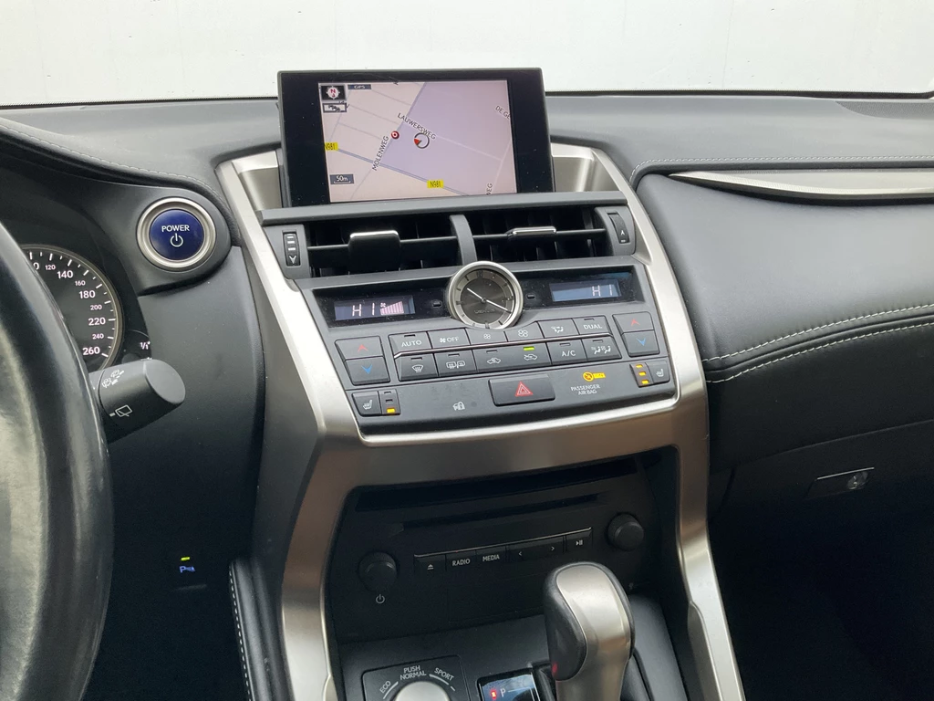 Lexus NX – foto 19