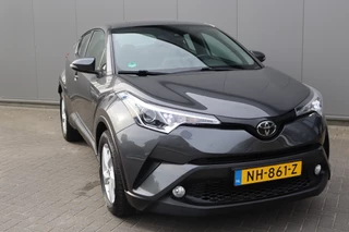 Toyota C-HR – thumbnail 9