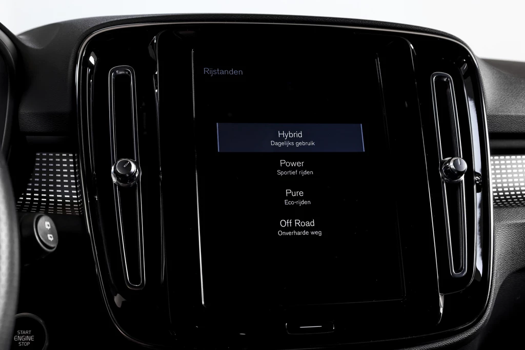 Volvo XC40 – foto 33