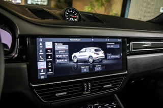 Porsche Cayenne – thumbnail 45