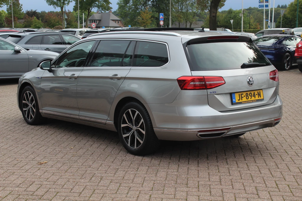 Volkswagen Passat – foto 3