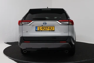Toyota RAV4 – thumbnail 4