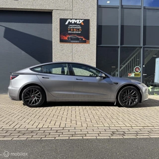 Tesla Model 3 – thumbnail 5