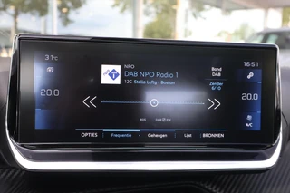 Peugeot 208 – thumbnail 22