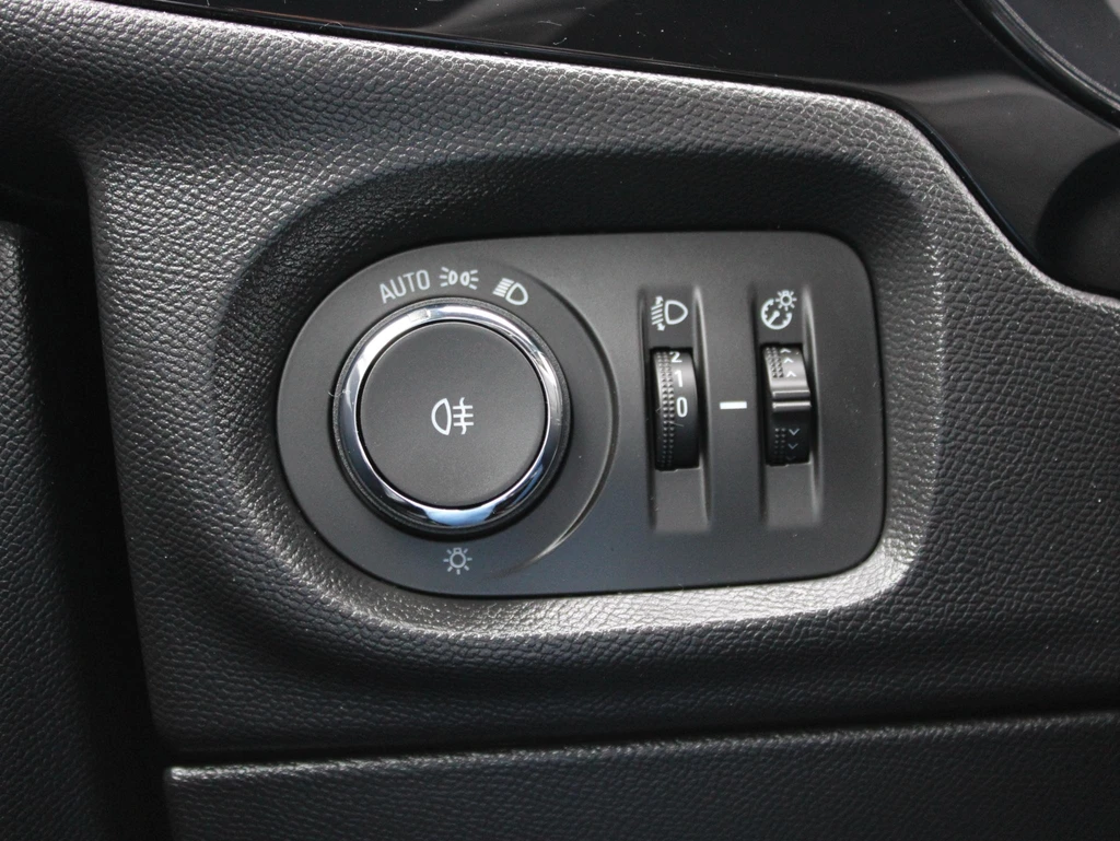 Opel Corsa – foto 14