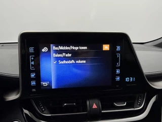 Toyota C-HR – thumbnail 14