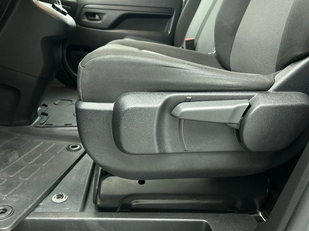 Opel Vivaro – foto 21