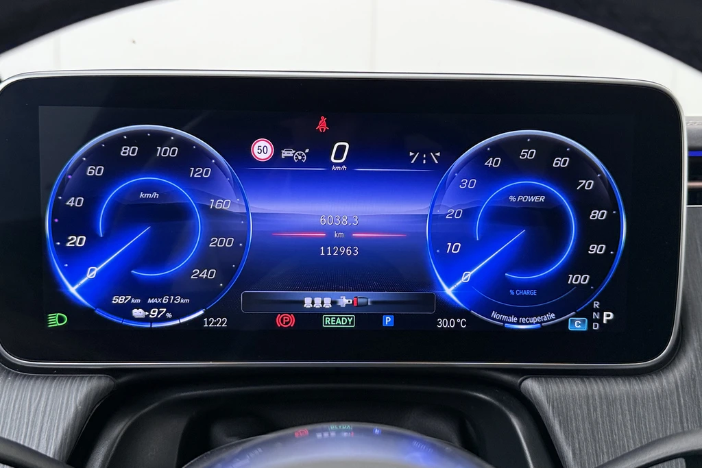 Mercedes-Benz EQE – foto 21
