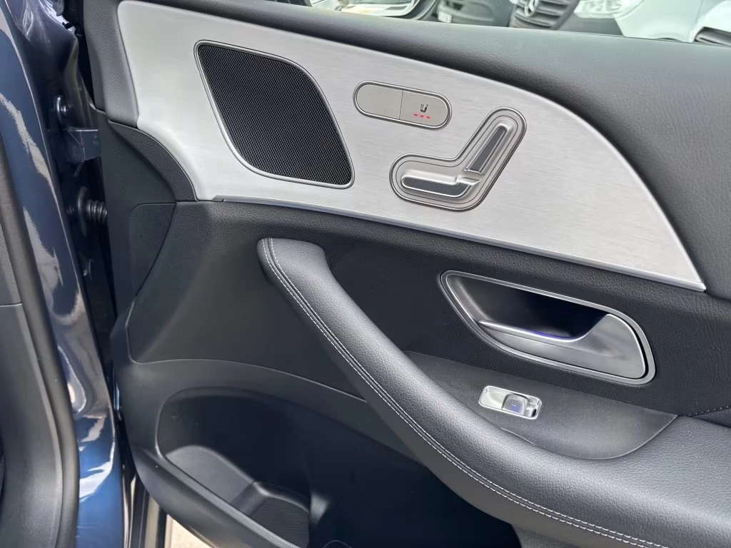 Mercedes-Benz GLE – foto 15