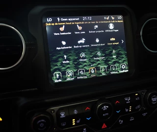Jeep Wrangler – thumbnail 19