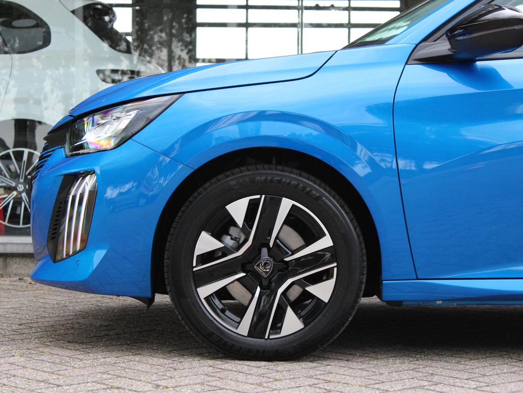 Peugeot 208 – foto 11