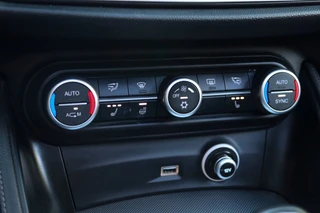 Alfa Romeo Stelvio – thumbnail 29