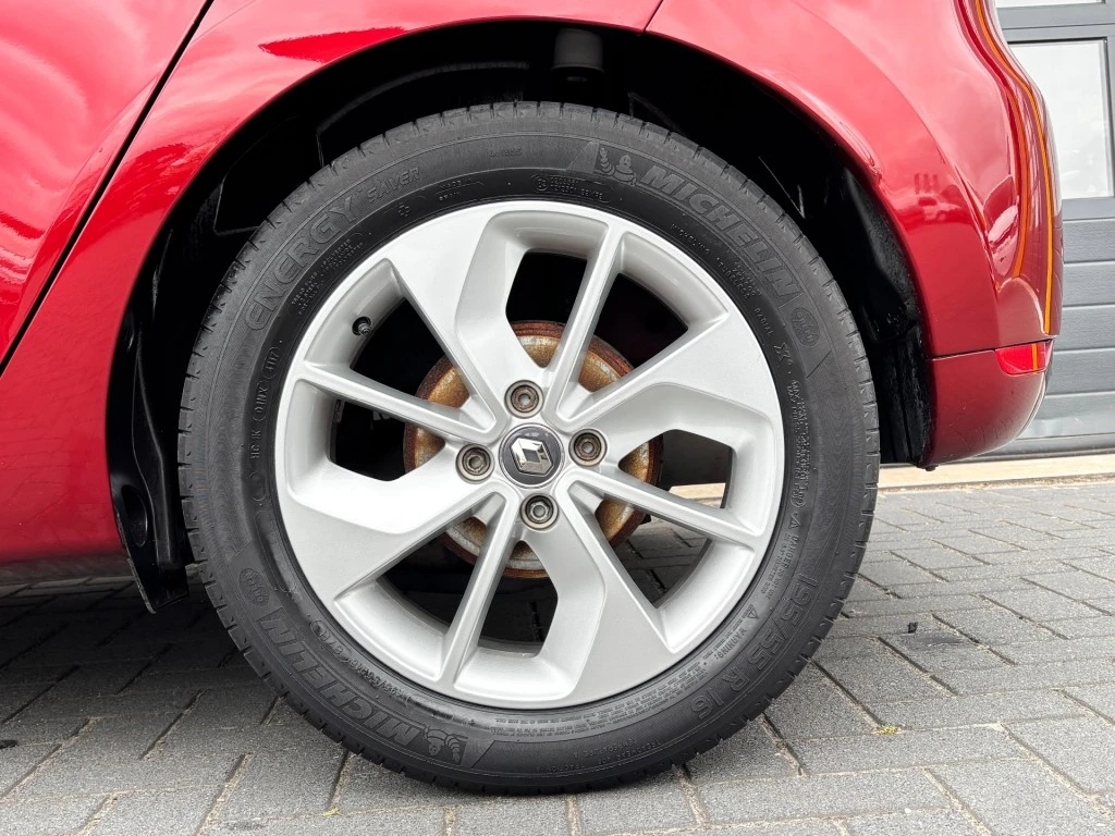 Renault Clio – foto 24
