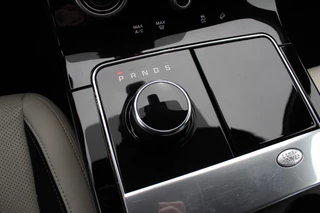 Land Rover Range Rover Velar – thumbnail 30