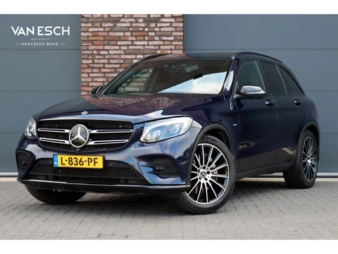 Mercedes-Benz GLC 350e 4MATIC AMG Line | Luchtvering | Memory | Burmester | Distronic+ | Leder | Stoelventilatie | Panoramadak | HUD | Surround Camera | Dodehoekassistent |