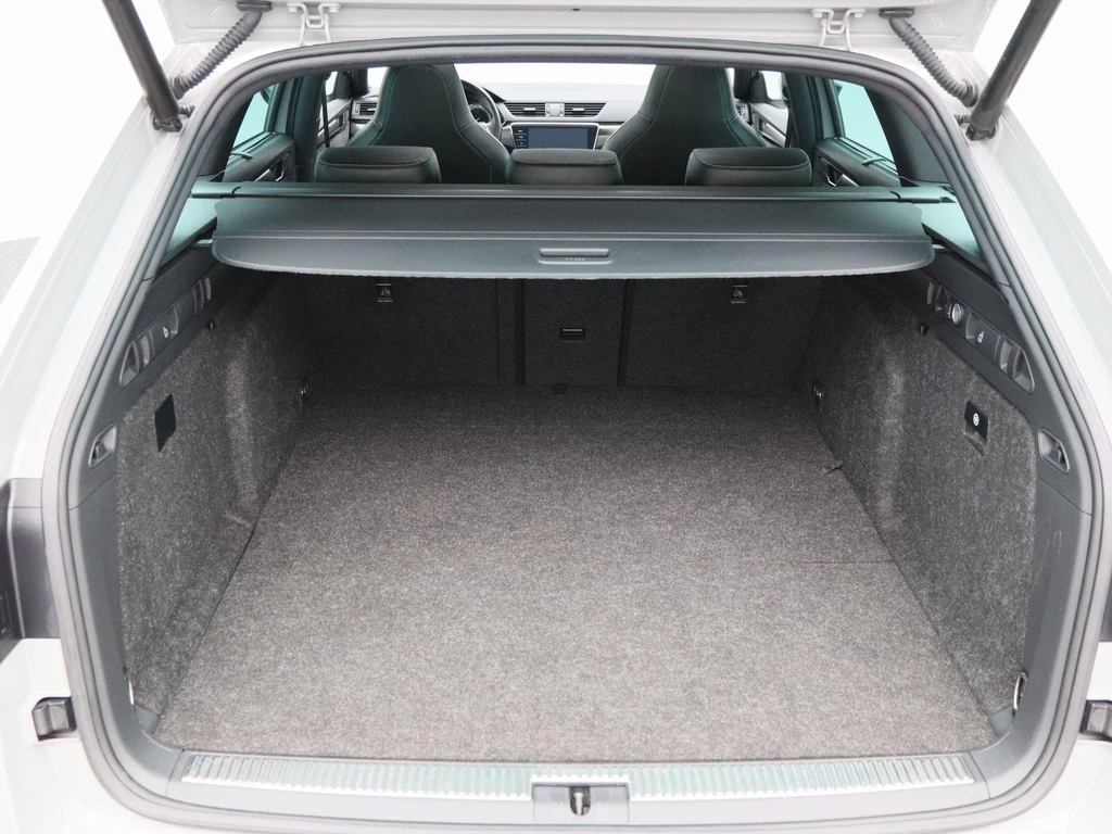 Škoda Superb – foto 18