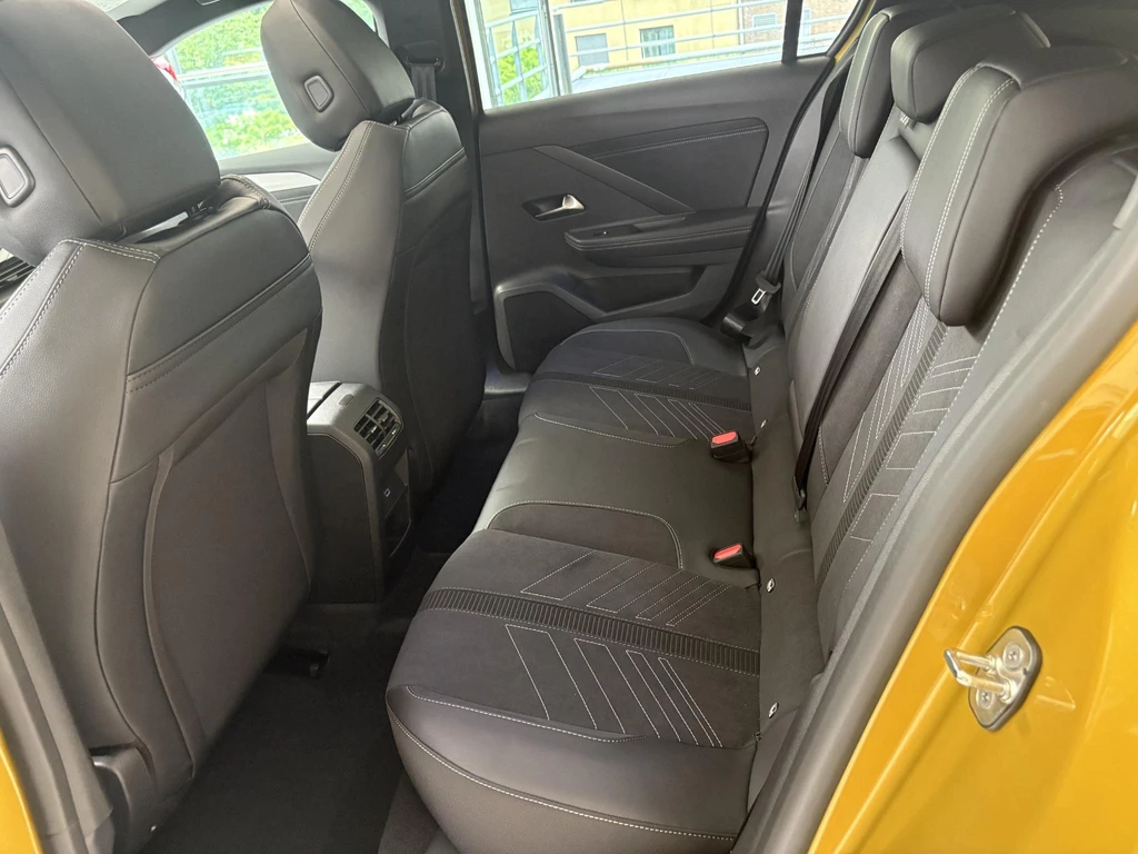 Opel Astra – foto 31