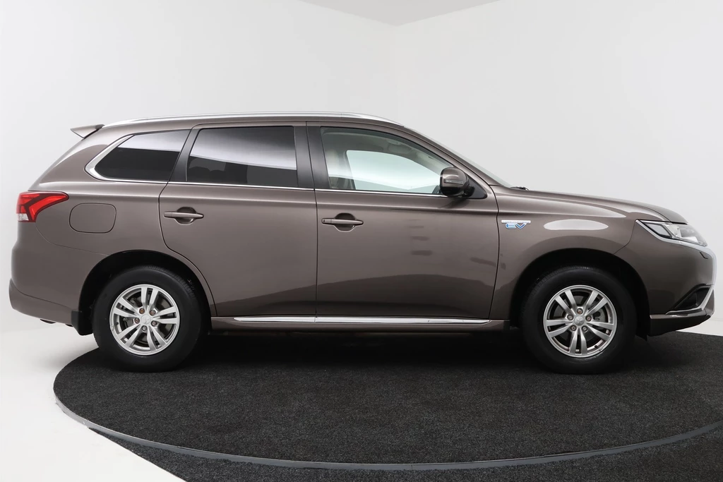 Mitsubishi Outlander – foto 6