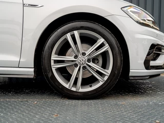 Volkswagen Golf – thumbnail 30