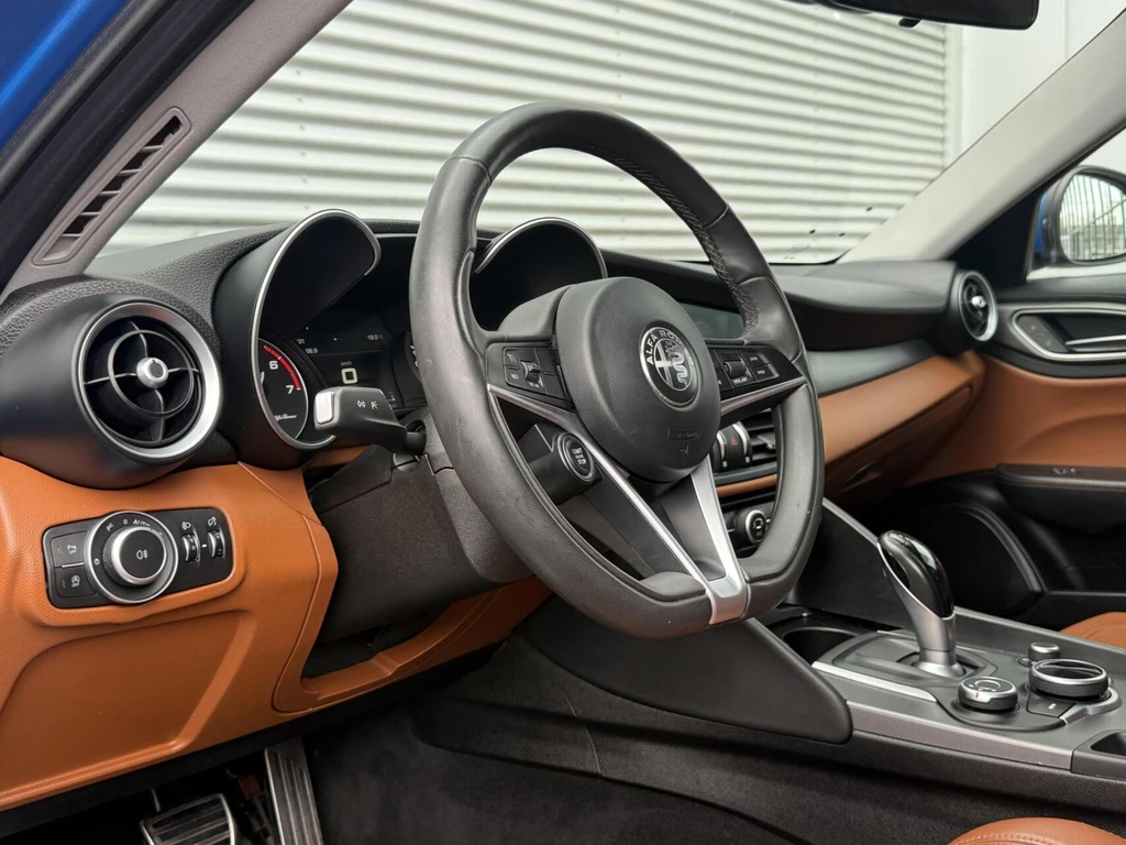 Alfa Romeo Giulia – foto 10