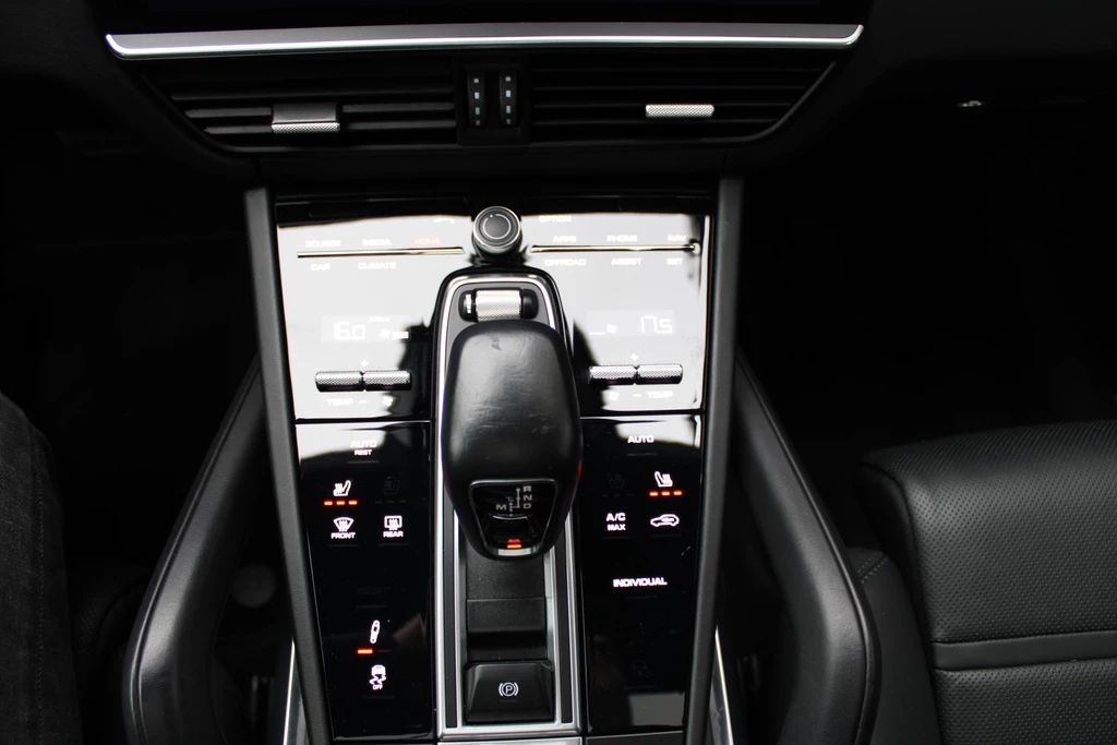 Porsche Cayenne – foto 21