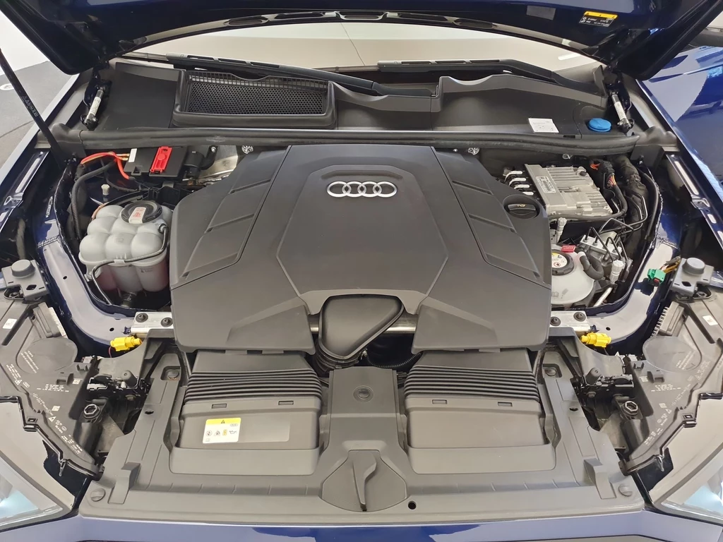 Audi Q7 – foto 31