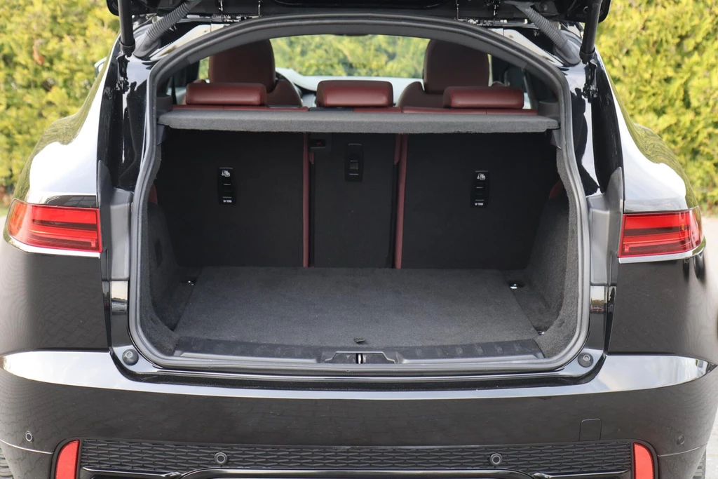 Jaguar E-PACE – foto 75